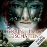 Herrin von Licht und Schatten (Tairen Soul Saga 2)
